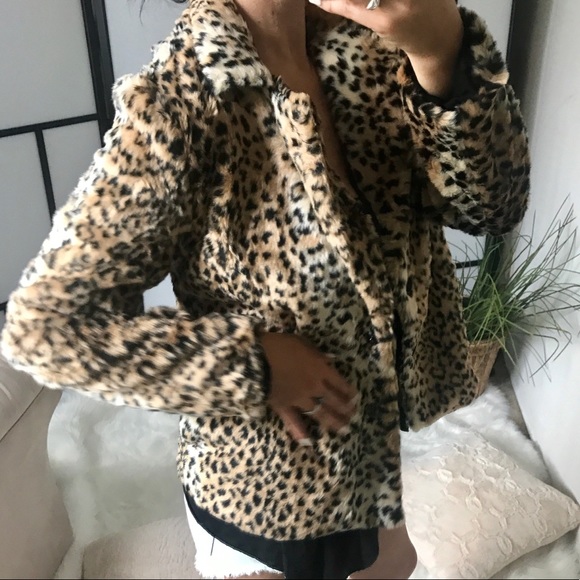 LAST 1️⃣! COLI Faux Fur Leopard Jacket - Picture 4 of 7